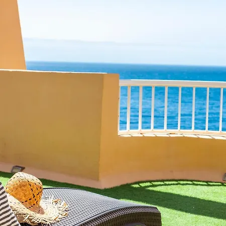 Apartment Beachfront Triplex With Swimming Pool & Parking *